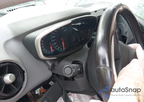 2017 Chevrolet Sonic Premier Auto z USA, uszkodzony, nr VIN 1G1JF5SB3H4133993